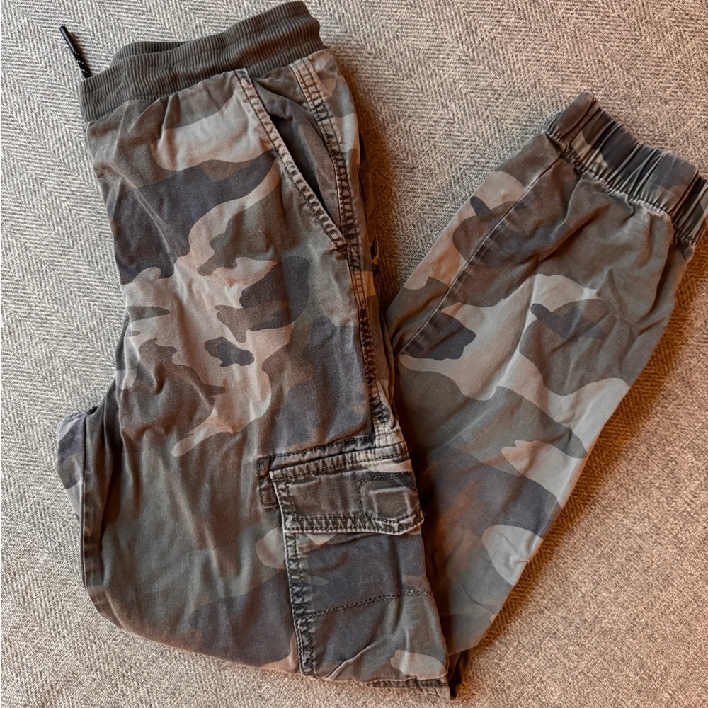Boys Urban Pipeline Camo Joggers, Size L (14/16)